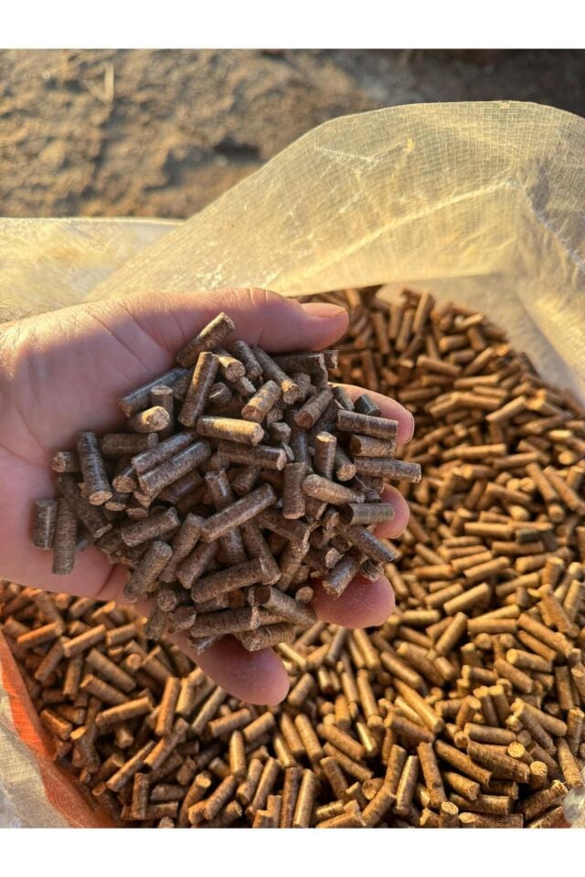 10 Kg Çam Peleti %100 Çam Ağaçından-pelet Sobası Yakıtı- Çevre Dostu Yakıt- Dumansız Yakıt